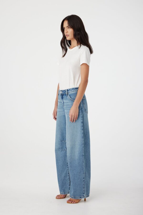 Melrose Jean Endevour